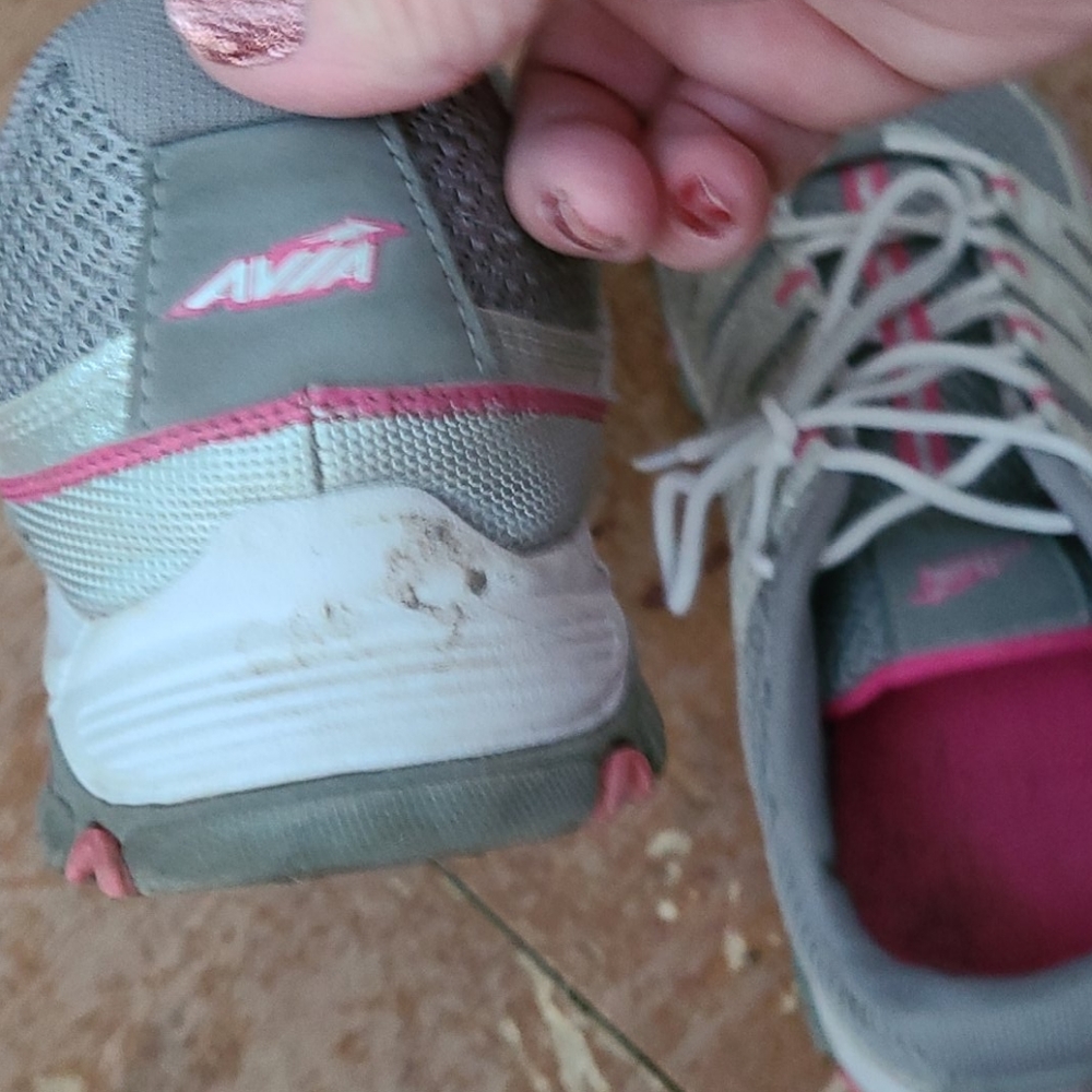 Shoes - Picture 2 of 3